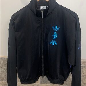 Womens Adidas Large Logo Track Jacket Size M NEVER WORN! Excellent condition!